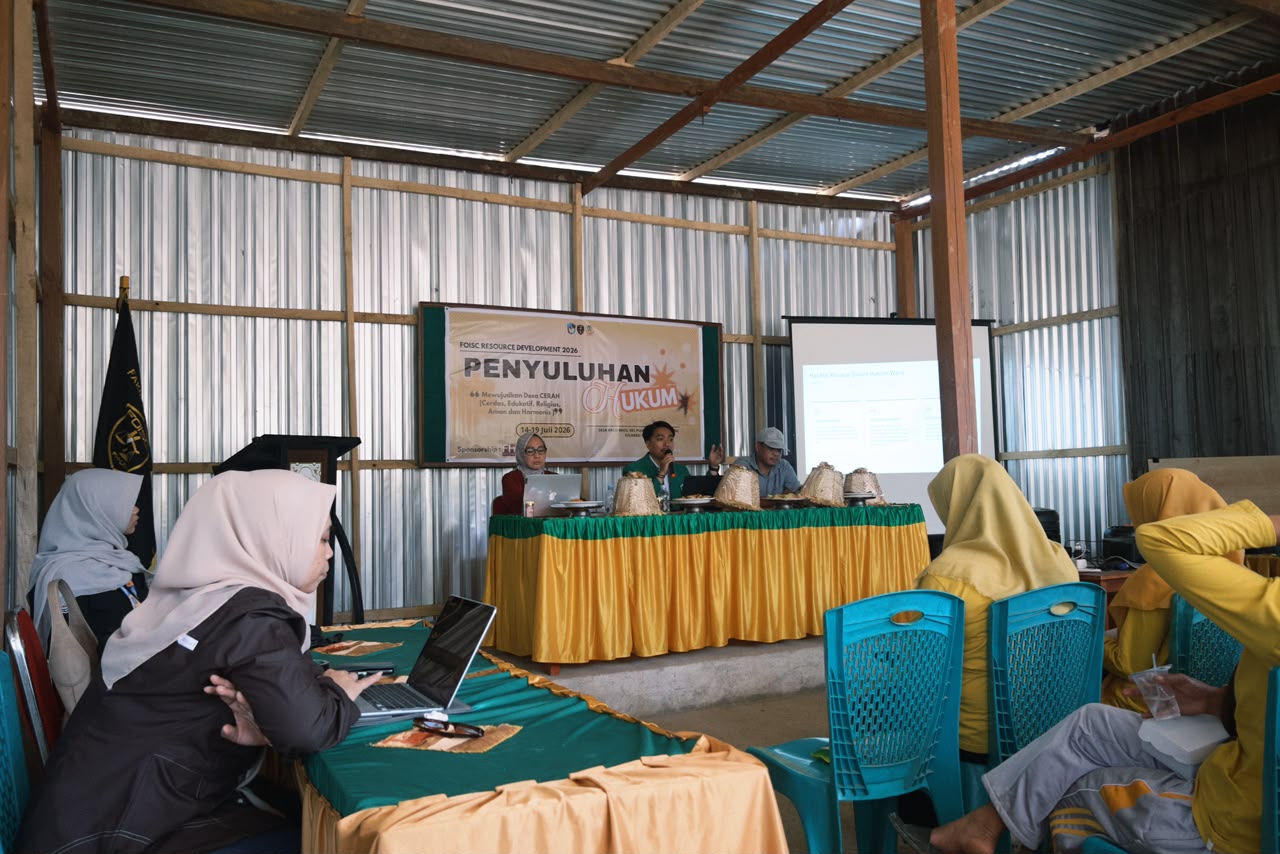 Dosen-FH-UMI-Berikan-Edukasi-Sengketa-Tanah-dan-Hukum-Waris-kepada-Masyarakat-Desa-Bacu-Bacu-melalui-FOISC-Resource-Development.