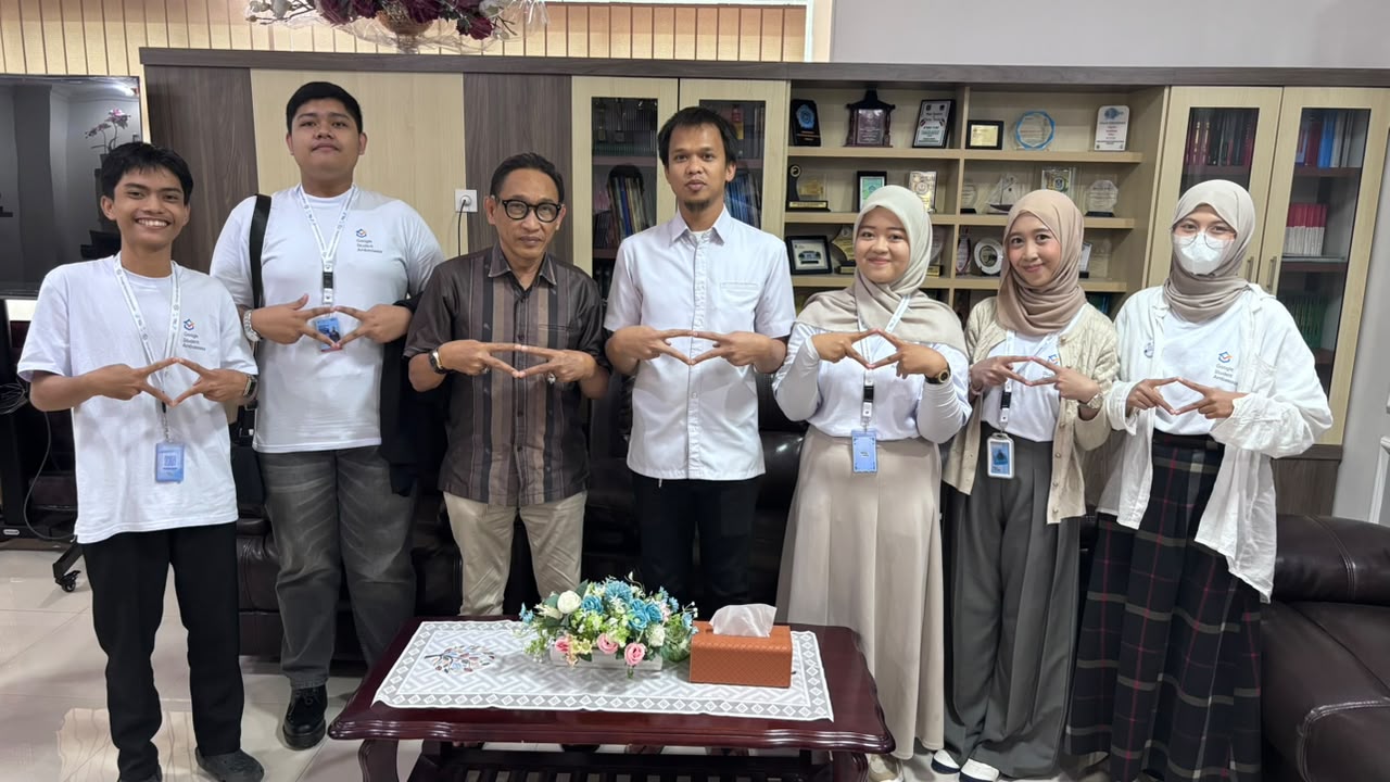 Google-Student-Ambassador-Berkolaborasi-dengan-Fakultas-Hukum-UMI-Dorong-Mahasiswa-Kuasai-Teknologi-Digital-Berbasis-AI