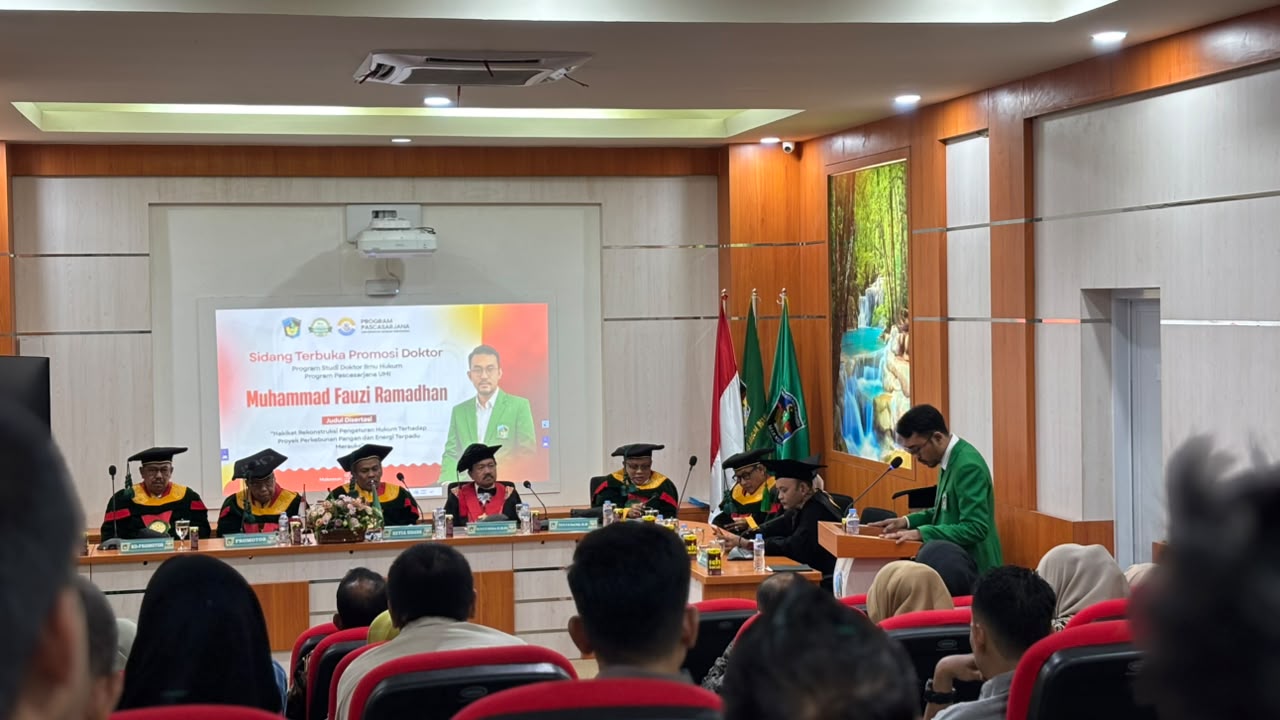Muhammad-Fauzi-Ramdhan-Resmi-Sandang-Gelar-Doktor-Ilmu-Hukum