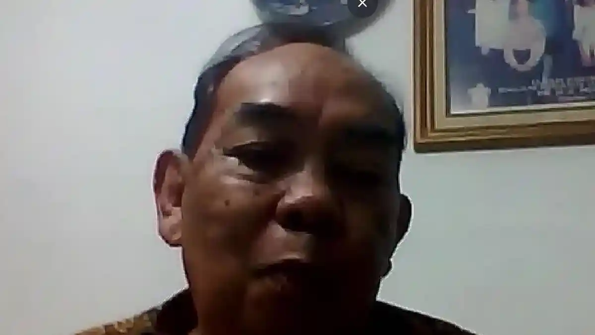 Prof.-Dr.-H.-A.-Muin-Fahmal-S.H.-M.H.-Soroti-Kualitas-Regulasi-dalam-Forum-Dosen-Live-Tribun-Timur.webp